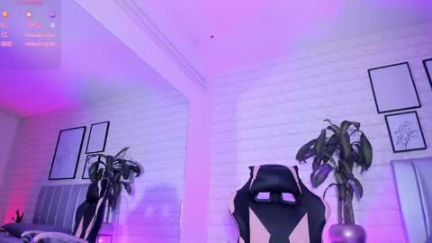 Miss Eliza online show from April 2026 07:07:02 PM