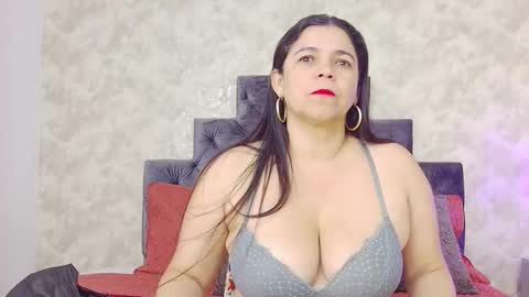 Elizabeth online show from January 2026 12:15:02 AM