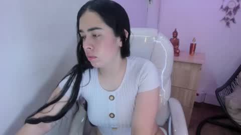 Elizabeth  online show from February 2026 01:04:01 PM