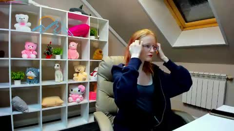 Snapshot of elizabeth_harpper chatting on January 2025 01:27:01 AM Elizabeth online show from January 2025 01:27:01 AM