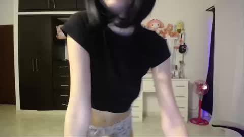 Snapshot of elizabeth_rose02 chatting on September 2025 11:40:02 PM Elizabeth online show from September 2025 11:40:02 PM