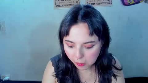 Elizabeth Taylor online show from October 2025 12:38:02 AM