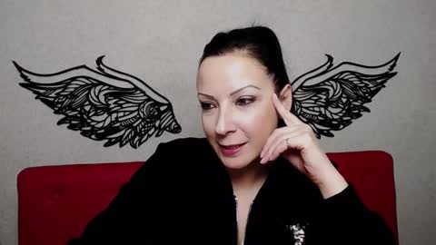 Snapshot of elizabethsho chatting on December 2024 09:24:01 PM ElizabethSho online show from December 2024 09:24:01 PM