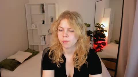 Elizabeth online show from June 2026 05:23:02 AM