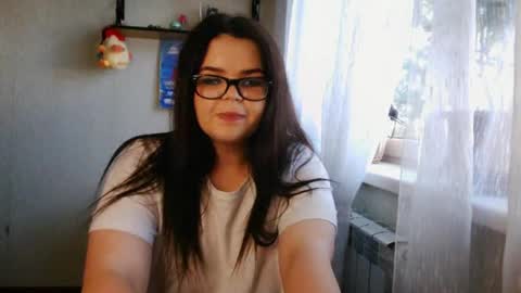elizamoonlight online show from June 2026 02:33:01 PM