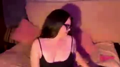 elizamoonlight online show from July 2026 07:18:02 PM