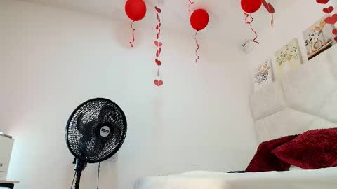 Snapshot of elizawiliamst chatting on February 2026 11:55:01 AM Eliza online show from February 2026 11:55:01 AM