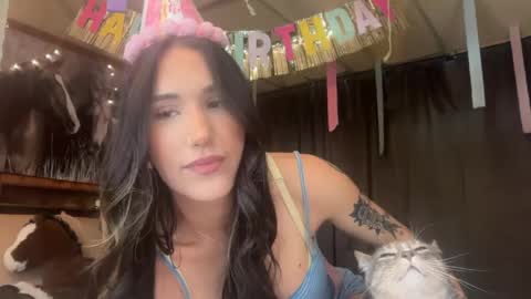 Snapshot of ella2sweet chatting on April 2026 02:19:01 PM Ella online show from April 2026 02:19:01 PM