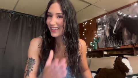 Snapshot of ella2sweet chatting on May 2026 12:12:02 PM Ella online show from May 2026 12:12:02 PM