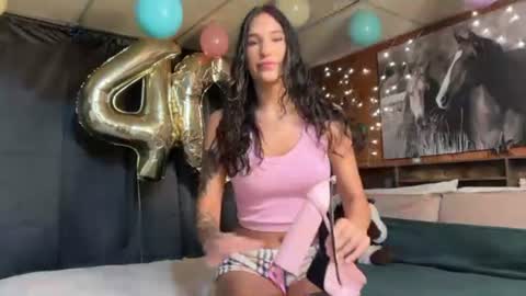 Snapshot of ella2sweet chatting on July 2026 01:15:01 PM Ella online show from July 2026 01:15:01 PM