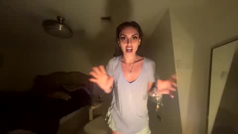 ella_ella_ella_ay online show from November 2025 03:51:02 AM