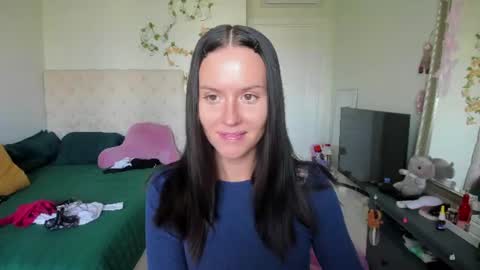 Snapshot of ella_gdss chatting on August 2026 08:39:01 AM ELLA online show from August 2026 08:39:01 AM