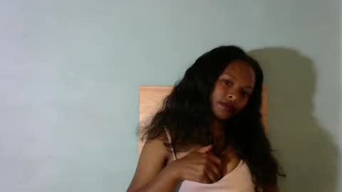 Snapshot of ella_kusih chatting on May 2026 10:12:02 AM Kusih online show from May 2026 10:12:02 AM