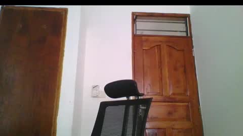 Ella online show from February 2025 07:45:01 AM