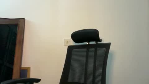 Ella online show from June 2026 08:09:02 AM
