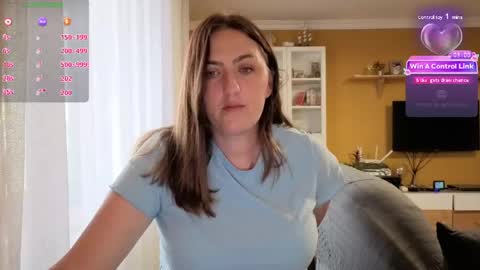 Snapshot of ella_max_live chatting on April 2026 06:20:02 AM Ella Max online show from April 2026 06:20:02 AM