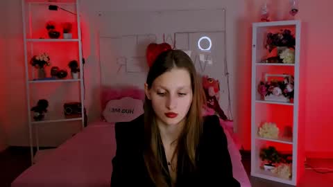 Snapshot of ellahorton chatting on February 2025 02:32:01 PM Ella online show from February 2025 02:32:01 PM