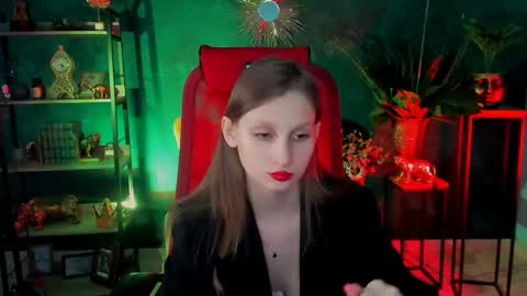 Snapshot of ellahorton chatting on February 2025 12:31:01 PM Ella online show from February 2025 12:31:01 PM