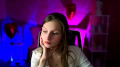 Snapshot of ellahorton chatting on March 2025 12:27:02 PM Ella online show from March 2025 12:27:02 PM