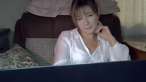 Snapshot of ellajohnsonx chatting on October 2025 12:06:02 PM ellajohnsonx online show from October 2025 12:06:02 PM