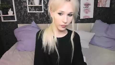 ellajoiness online show from June 2026 05:32:01 PM