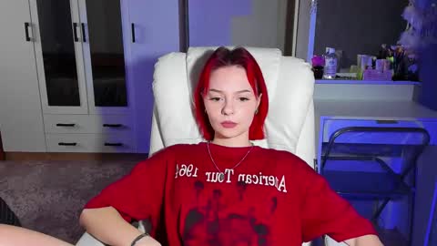 ellales online show from October 2025 09:53:01 AM