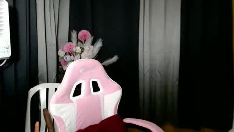 Snapshot of ellamiller69 chatting on February 2026 05:39:02 AM ELLA online show from February 2026 05:39:02 AM