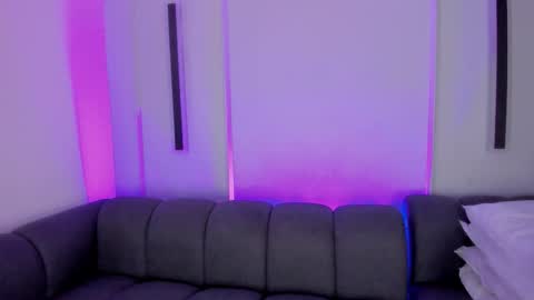 Snapshot of ellamontoya chatting on November 2025 11:21:01 AM Ella online show from November 2025 11:21:01 AM