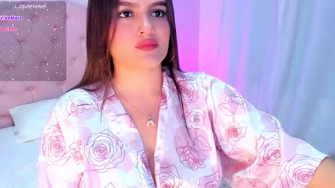 ellarosee_ online show from December 2024 08:37:01 PM