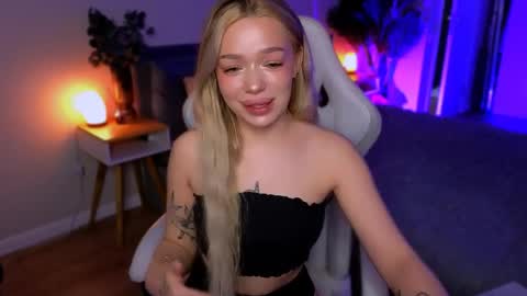 Ella online show from April 2026 06:13:01 AM