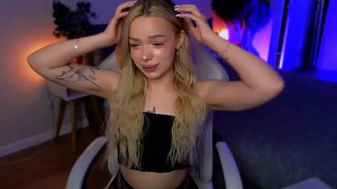 Ella online show from April 2026 05:58:02 AM