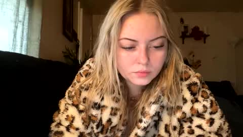 ellejess online show from February 2026 04:39:02 PM