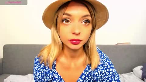 Snapshot of ellen_flow chatting on November 2025 09:26:02 PM ellen_flow online show from November 2025 09:26:02 PM