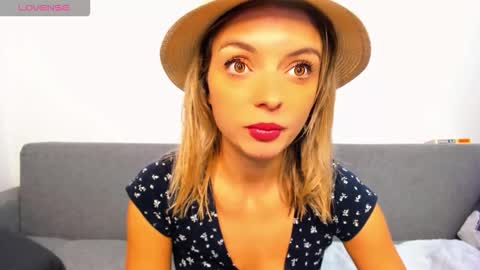 Snapshot of ellen_flow chatting on November 2025 09:57:02 PM ellen_flow online show from November 2025 09:57:02 PM