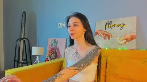 Snapshot of ellen_hops chatting on December 2025 06:00:01 AM Ellen online show from December 2025 06:00:01 AM