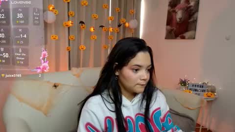 elli_snow online show from October 2025 12:34:02 PM