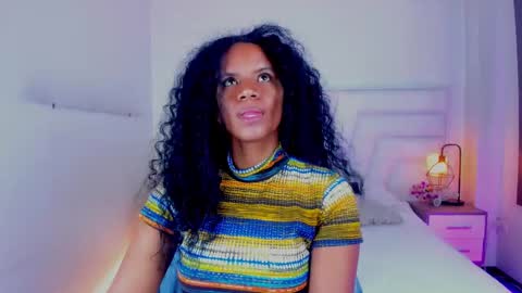  Ellie   online show from February 2025 12:32:01 PM