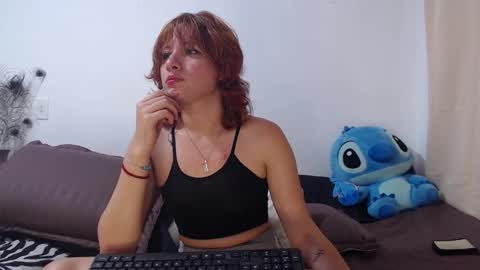 Snapshot of ellie_andy19 chatting on March 2025 06:21:02 AM kev  dani online show from March 2025 06:21:02 AM