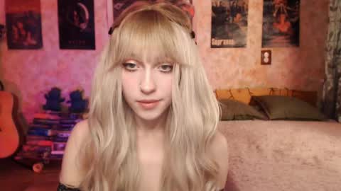 ellie_friendly online show from March 2025 12:16:01 AM