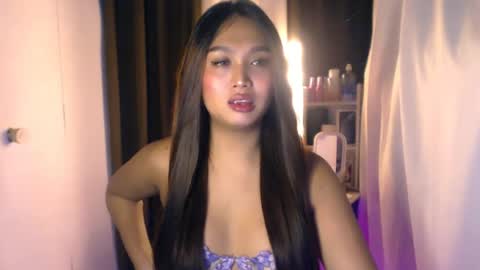 Snapshot of elliecummers chatting on July 2026 01:55:02 AM ellie online show from July 2026 01:55:02 AM