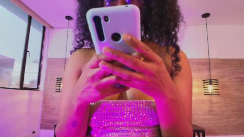 elliee_alves online show from April 2026 03:24:01 PM