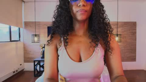 elliee_alves online show from April 2026 06:46:02 PM