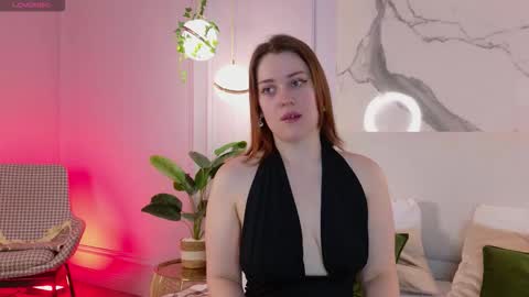 elliegarson__ online show from March 2026 05:32:01 PM
