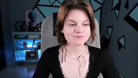 Snapshot of elliemurler chatting on November 2025 09:09:01 AM elliemurler online show from November 2025 09:09:01 AM