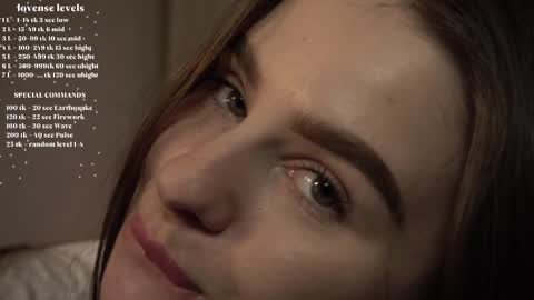 Snapshot of elliephant_ chatting on December 2024 01:49:02 PM just Emily online show from December 2024 01:49:02 PM