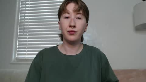 Snapshot of ellierowyn chatting on September 2025 10:43:01 PM Ellie Rowyn online show from September 2025 10:43:01 PM