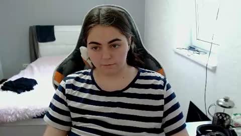 Ellie online show from July 2026 09:22:02 AM