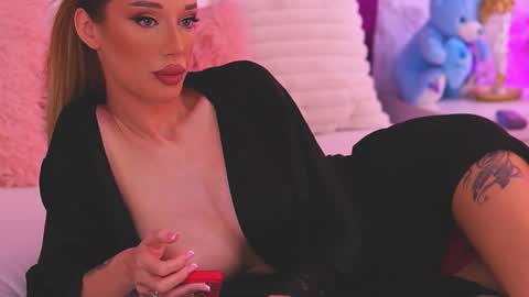 EllinaNuria online show from March 2026 05:57:02 AM