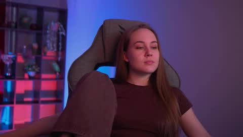 Elin online show from January 2026 11:59:02 AM