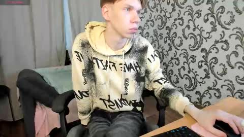 elliot_mars_ online show from October 2025 12:17:01 PM